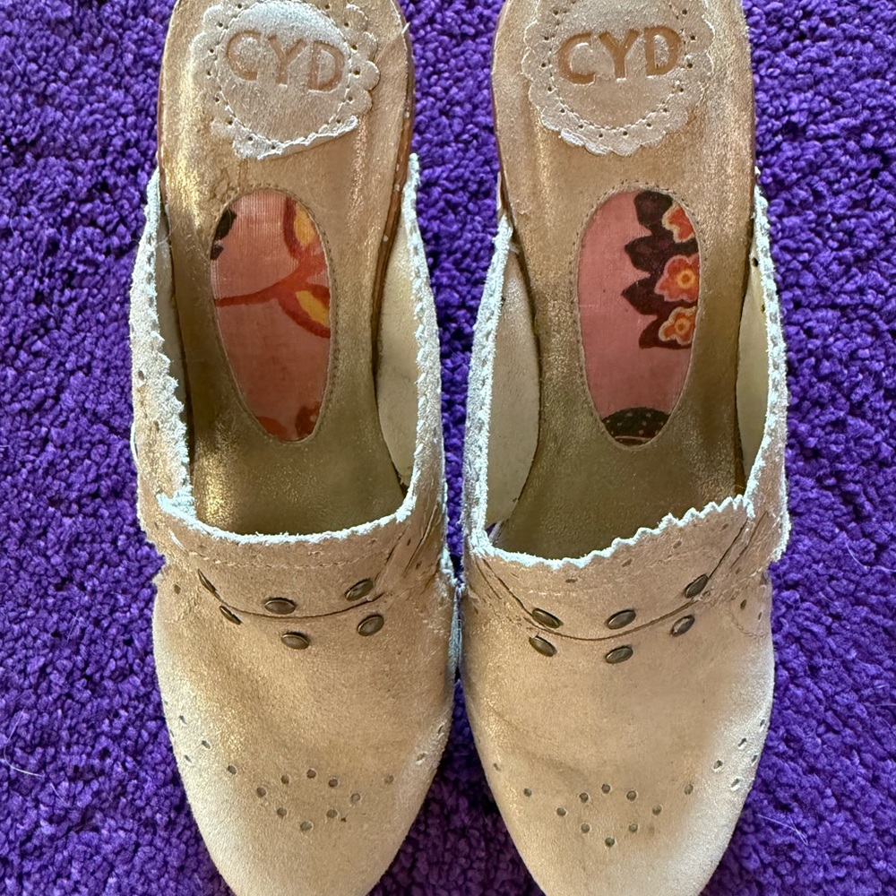 Gold Mules - CYD for Anthropologie - Picture 4 of 10